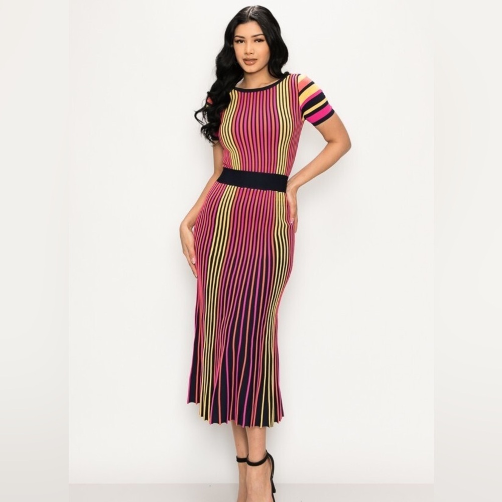 Magia Striped Multicolor pink Midi Dress